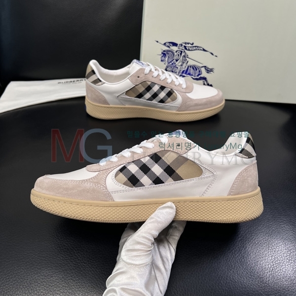���� ������ �ȭ BY8890571-1