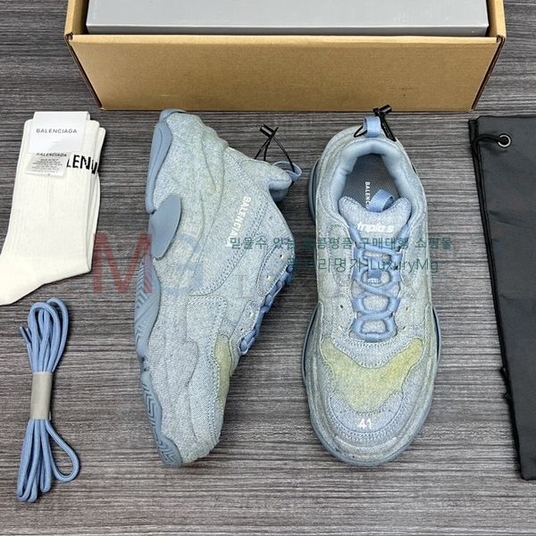 �������� �߷��þư� ����Ŀ�� BA8162603-1