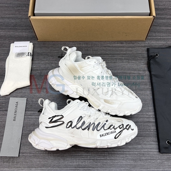 �������� �߷��þư� ����Ŀ�� BA812260-1