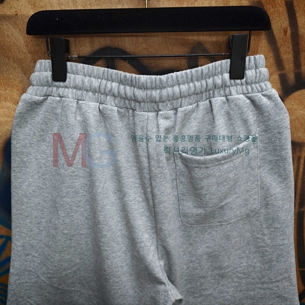 ���� ũ������ �ݹ��� 23436296-1