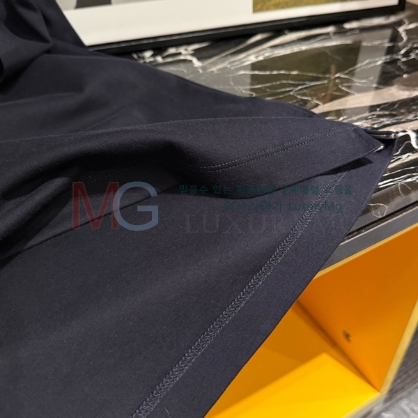 ���� ���ڷ� ��ġ�ڸ� ����Ƽ 23436464-2