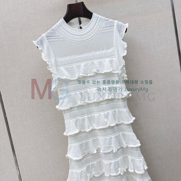 ���� ���ο� ���ǽ� CH3456477-5