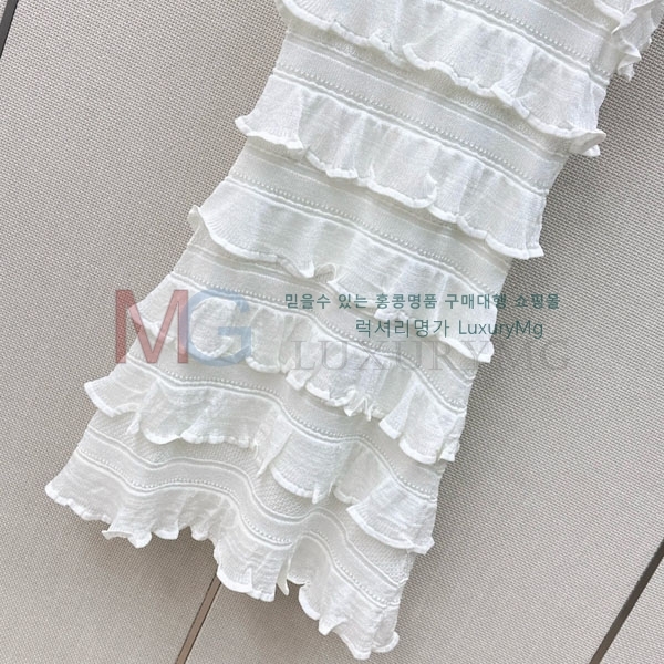 ���� ���ο� ���ǽ� CH3456477-5