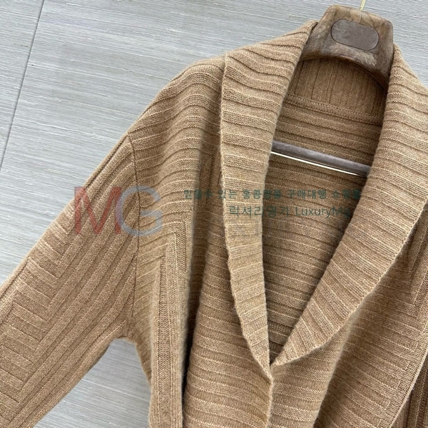 ���� �η�**�� ������ ��Ŷ LP357487988-13