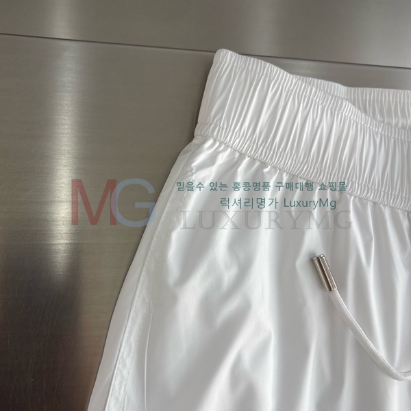 ���� ���ڷ� ��ġ�ڸ� �ݹ��� 23436426-1