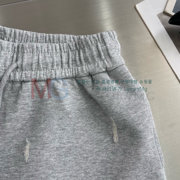 ���� ũ������ �ݹ��� 23436438-1