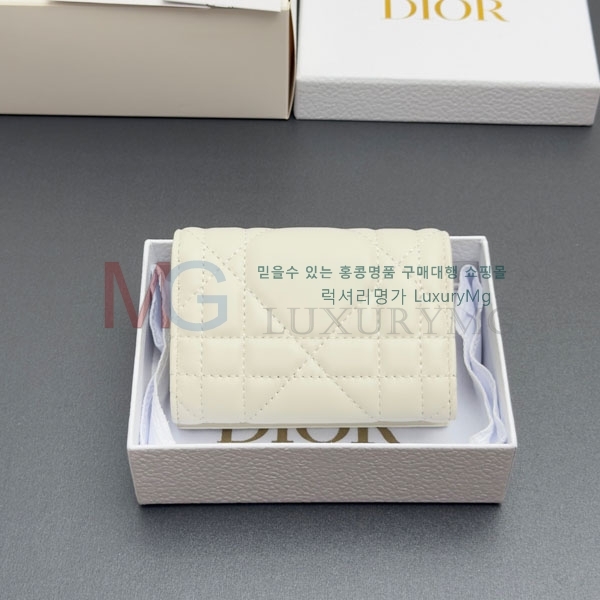 ��� ���̵� ��� �۸��� ���� S4026-2