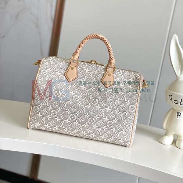���̺��� ���ǵ� ����Ʈ 30 M28479-1