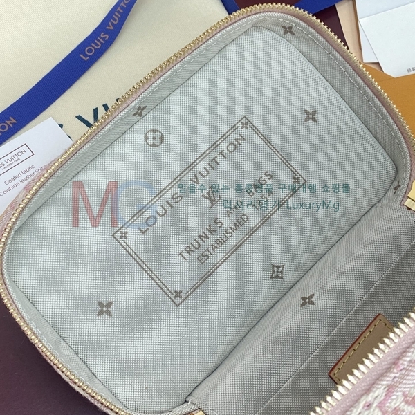 ���̺��� �Ͻ� �̴� ����Ƽ ���̽� M29667-1