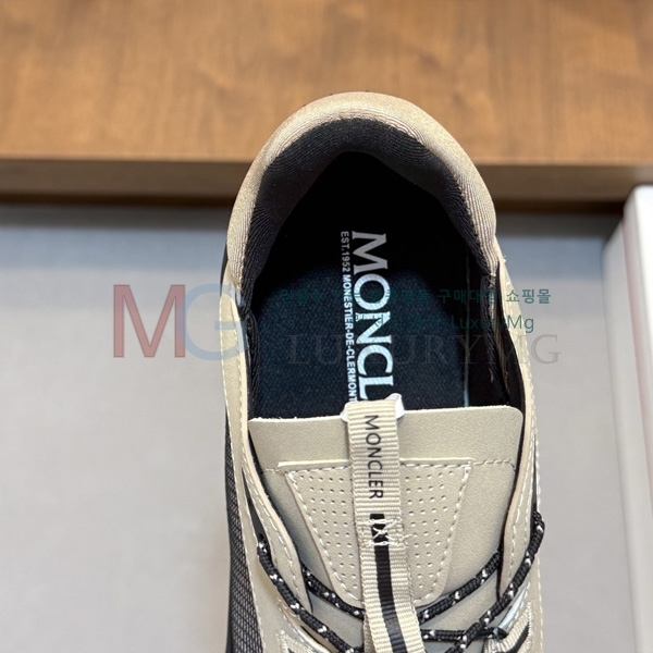���� ��**�� �ȭ MK6322206-5
