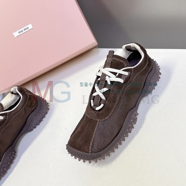 ���� �̿�̿� ����Ŀ�� MIU02240-2