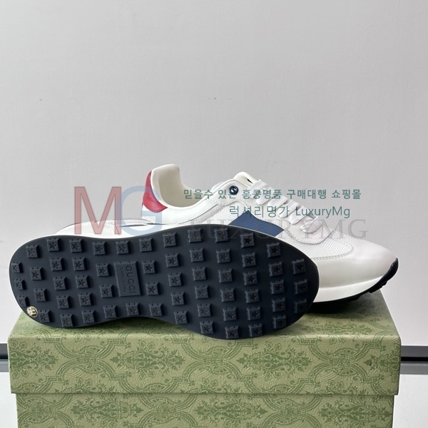 ���� ���� �ȭ GU6690844-2