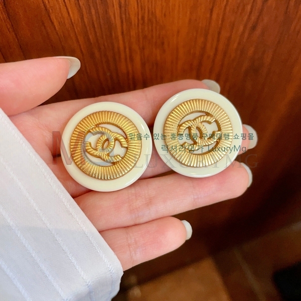 ��* �Ͱ��� CHA679780-9